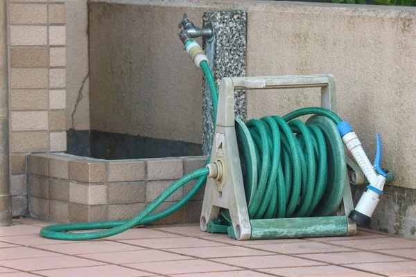 Vieux Rouleau Tuyau Eau Sale Préparer Pour Jardinage — Photo