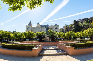 Malaga city hall ile Luis Alonso Park