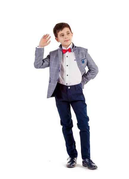 Moda Infantil Menino Uma Jaqueta Elegante Laço Vermelho Isolado Fundo — Fotografia de Stock