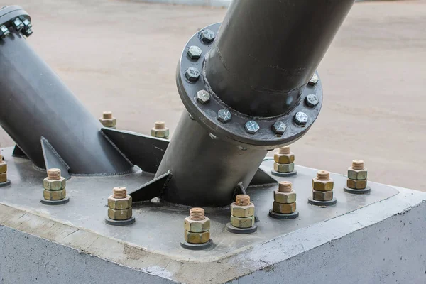 Metal design of support of a big wheel. Bottom view — Stockfoto