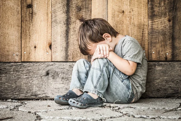 Poor Little Homeless Boy — Stock Photo, Image