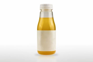 Ürün içeren plastik şişe paketi beyaz bir La