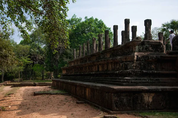 El Vatadage Polonnaruwa - antigua estructura budista. Unesco y — Foto de Stock