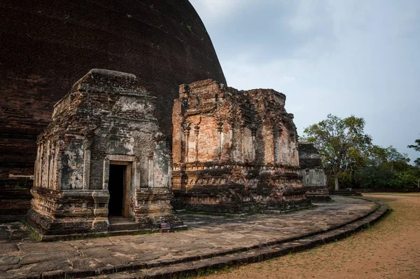 Die polonnaruwa vatadage - uralte buddhistische Struktur. unesco antike stadt polonnaruwa, sri lanka — Stockfoto