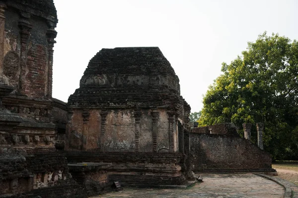 El Vatadage Polonnaruwa - antigua estructura budista. Unesco antigua ciudad de Polonnaruwa, Sri Lanka —  Fotos de Stock