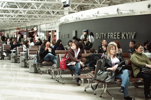 Międzynarodowy Port lotniczy Kijów-Boryspol, Ukraina. Terminal F — Zdjęcie stockowe