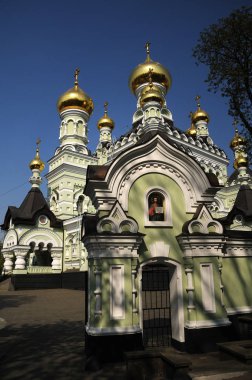 Nikolaev Katedrali - Kiev bir Ortodoks tapınağı, karmaşık Pokrovsky manastırın ana binası.