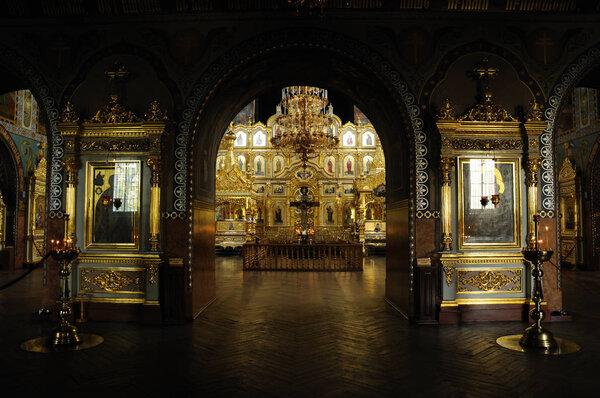 Интерьер Николаевского собора - православный храм в Киеве
