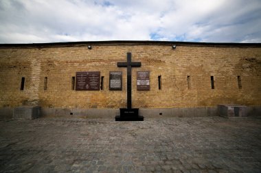 Kiev Kalesi - Kosyi Caponier. 17-19 yüzyılın tahkimatı. Kiev, Ukrayna