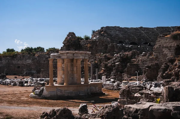 Altes Amphitheater in der Seite, Türkei — Stockfoto