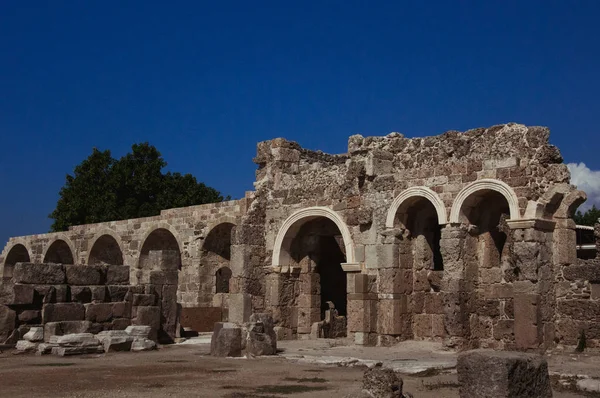 Nas ruínas do Templo Apollo, Lado, Região de Antalya, Turquia — Fotografia de Stock