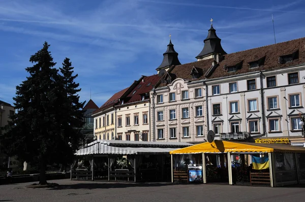 Architecture in the center of Ivano-Frankivsk city — Stock Photo, Image