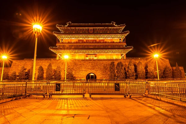 The ancient traditional Chinese Arrow Tower in the night, as kno — Stock Photo, Image