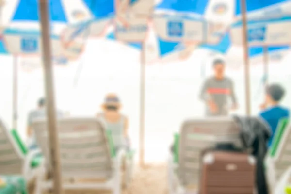 Blurred background of relaxation chair of Pattaya beach, Thailand in the nice holiday in summer — Stock Photo, Image