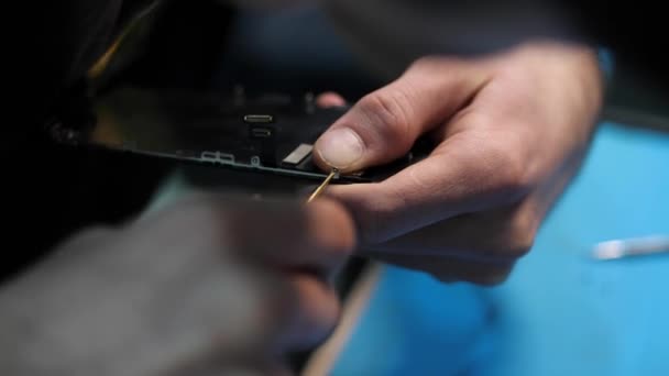 Close View Serviceman Screws Black Iphone Detail Small Metal Screwdriver — Stock Video