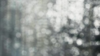 beyaz mavi ve gri dairelerile parlak bulanık arka plan