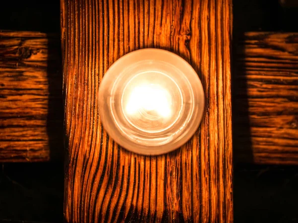 Abstracción de la madera y las bombillas antiguas —  Fotos de Stock