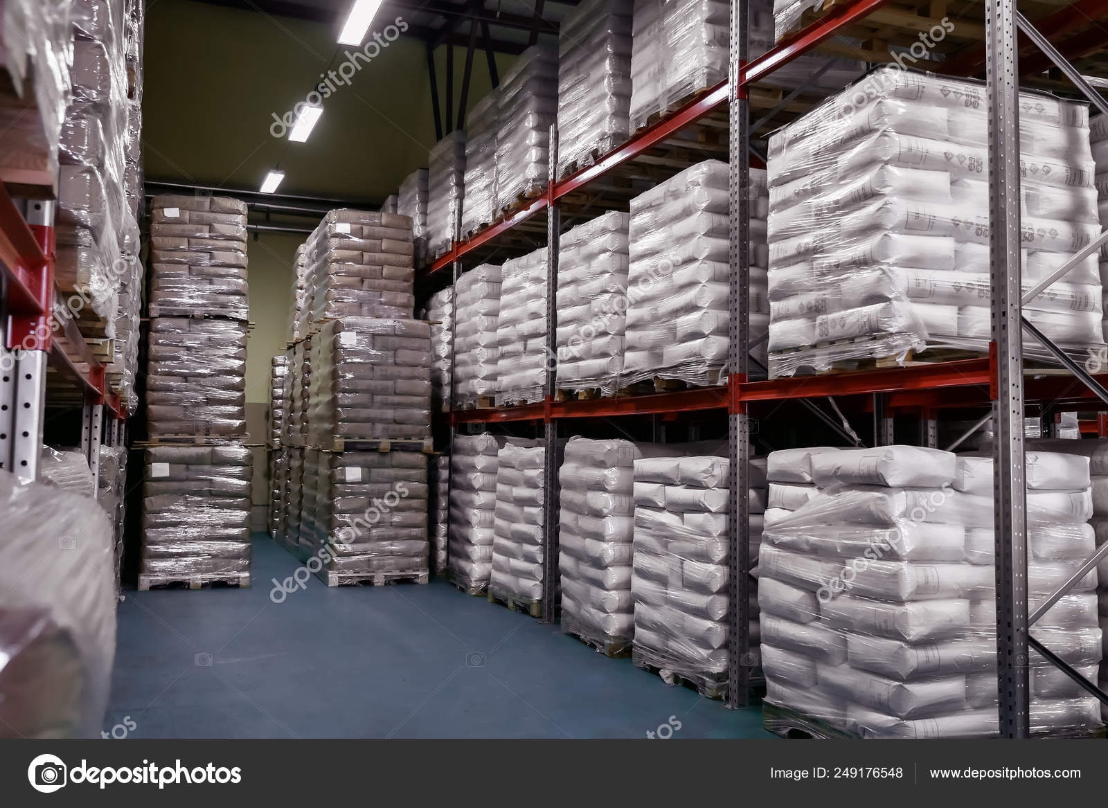 warehouse bags