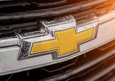 Chevrolet logo yakın çekim