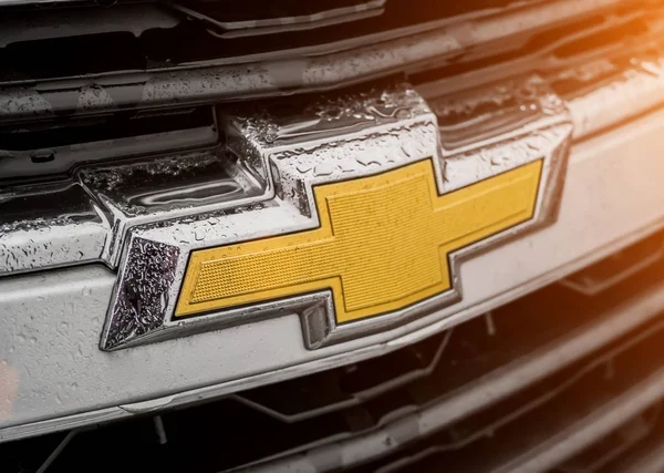 Chevrolet logo  close up — Stock Photo, Image