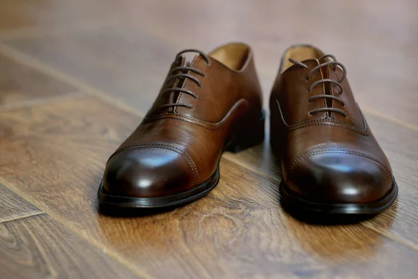 Stijlvolle bruine heren schoenen — Stockfoto