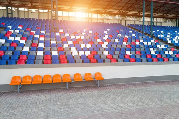 Estádios Anfiteatro Assentos Plástico Vazios Estádio Muitos Assentos Vazios Para — Fotografia de Stock