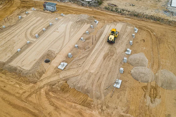 Rolo Trator Batendo Chão Para Uma Vista Superior Local Construção — Fotografia de Stock