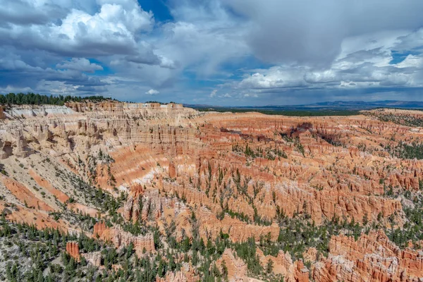 Amfitiyatro Bryce noktası, Bryce Canyon Milli Parkı, Utah, U