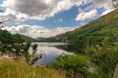 Llyn Gwynant, Galler huzurlu suların görüntülemek