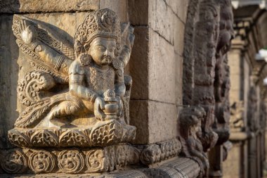 Küçük heykel bir tapınak ornementing