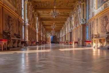 Francois Fontainebleau kalesinin içindeki ilk galeri.