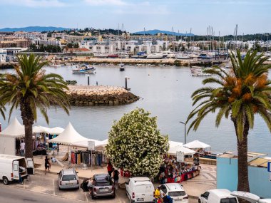 Deniz kıyısında Lagos, Algarve, Portekiz