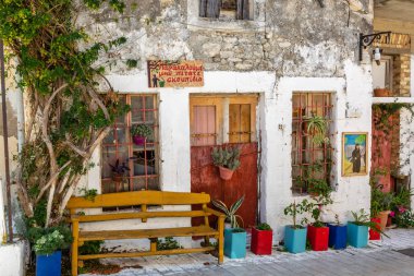 Crete, Yunanistan (metin temyiz ekolojik davranış adada Archanes dağ town koridorlarda).