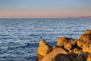 Deniz günbatımı, Iraklio, Girit, Yunanistan Harbor'da üzerinden görünümü