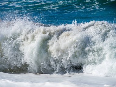 Dalgalar sörf fırtınalı Atlantik kıyısında yakın: Safi, Morocco