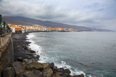 Candelaria Leydisi Bazilikası'nda Sahil.