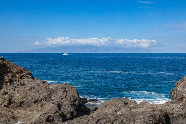 Vista da ilha La Gomera de Puerto de Santiago — Fotografia de Stock