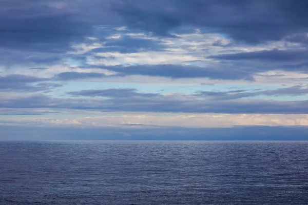 Atlantik Las Eras köyü yakınlarında. Tenerife