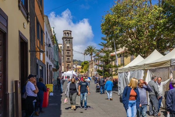 San Cristóbal - 30 de marzo de 2019: Callejón en el centro de San Crist — Foto de Stock