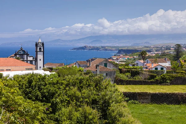Paisaje alrededor de Capelas en la isla de Sao Miguel, archipiélago de las Azores — Foto de Stock