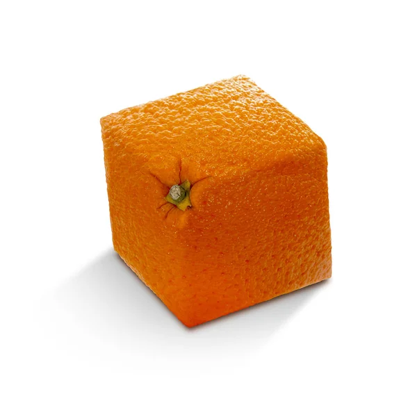 Açılı olgun turuncu beyaz bir arka plan üzerinde — Stok fotoğraf