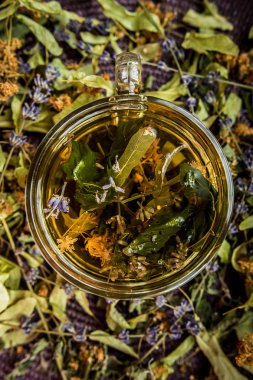 yansıma içme çay lavanta provence mor ultraviyole cam saydam tat aroma faydalı bitkisel linden yararlı tedavi çay