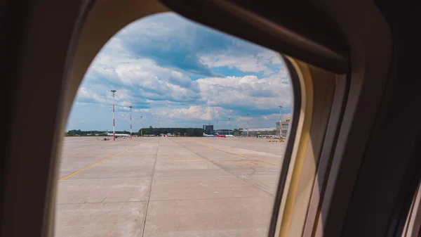 Aeropuerto Internacional Kazán Rusia Desde Ventana Del Avión — Foto de Stock