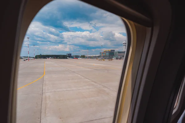 Aeropuerto Internacional Kazán Rusia Desde Ventana Del Avión — Foto de Stock