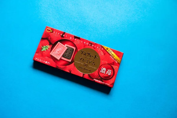 Bourbon Alfort Chocolate Com Biscoitos Mini Biscoito Chocolate Com Morango — Fotografia de Stock