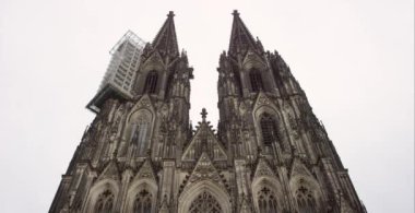Köln Katedrali Kuleleri 4k