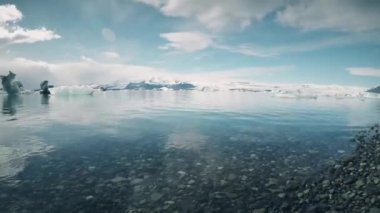 Buzlu Gölde Teknelerin Zaman Atlamalı