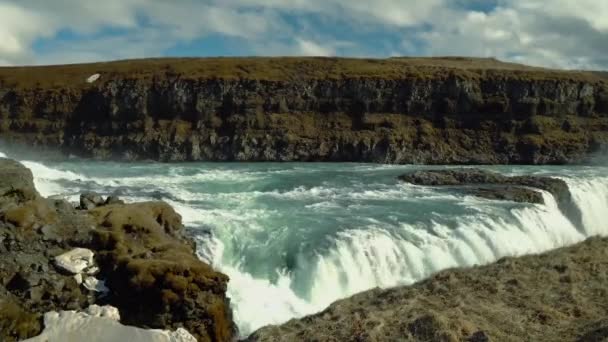 Close-up van de Gullfoss-waterval Rechtenvrije Stockvideo's