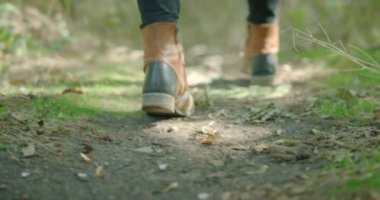 Country Track'te Yavaş Hareket Yürüyüşü