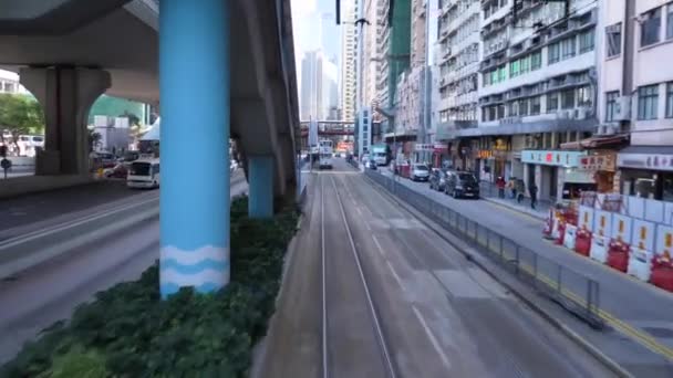 Paragem de eléctrico em Hong Kong — Vídeo de Stock